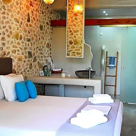 Agorastos Luxury Living Hotel *