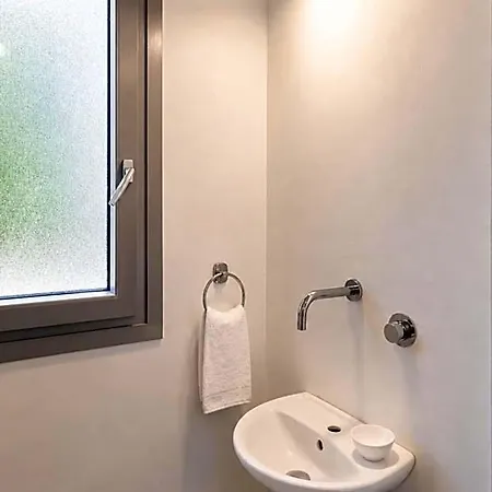 Agorastos Luxury Living فندق سكوتينا